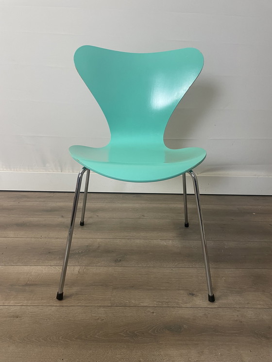 Image 1 of Butterfly chairs Fritz Hansen