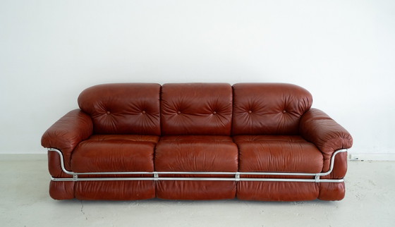 Image 1 of Italian design three-seater sofa