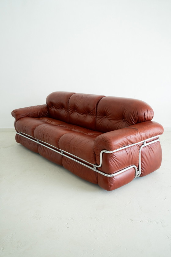 Image 1 of Italian design three-seater sofa