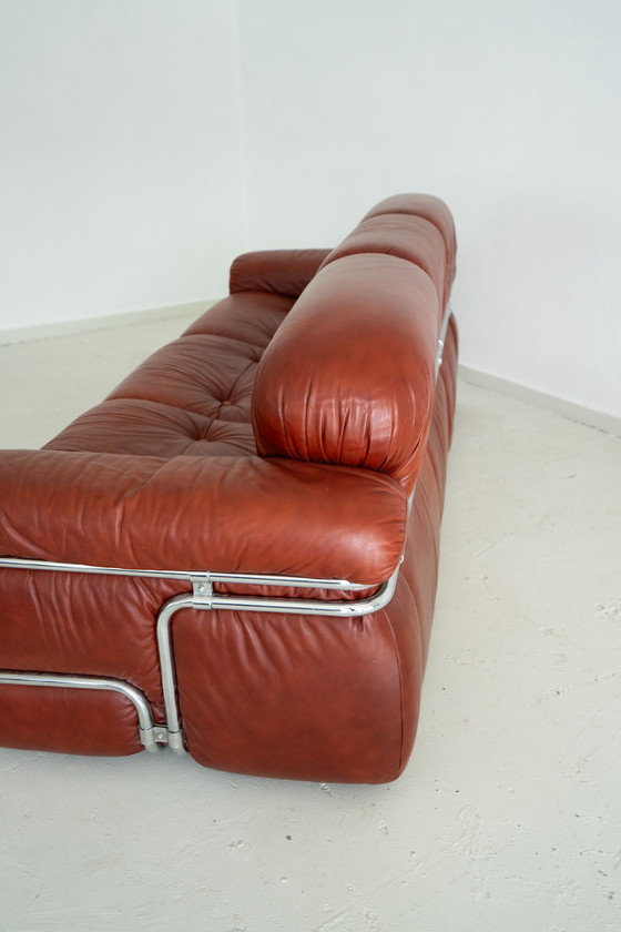 Image 1 of Italian design three-seater sofa