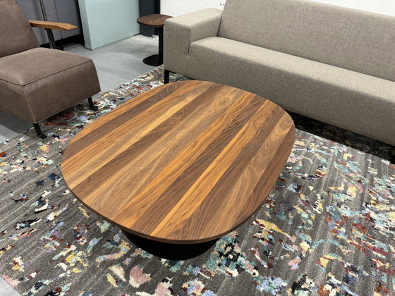 Image 1 of Leolux Toveri Coffee Table Walnut Wood