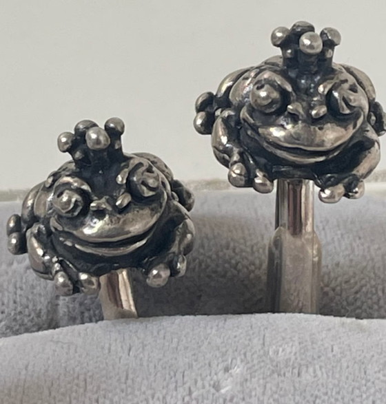 Image 1 of Giovanni Raspini - Sterling Silver (925) - Cufflinks in the shape of a frog wearing a crown - T back style, hallmarked