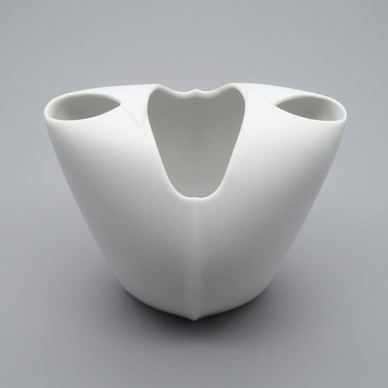 Image 1 of Rosenthal Studio-Linie × Lino Sabattini Vase en porcelaine bisque blanche Modernisme