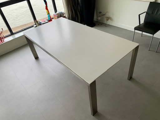 Arco dining table