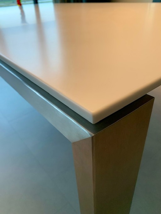 Arco dining table