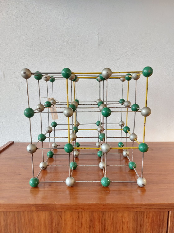 Image 1 of Modèle/objet vintage des années 1960 (école) Chlorure de sodium