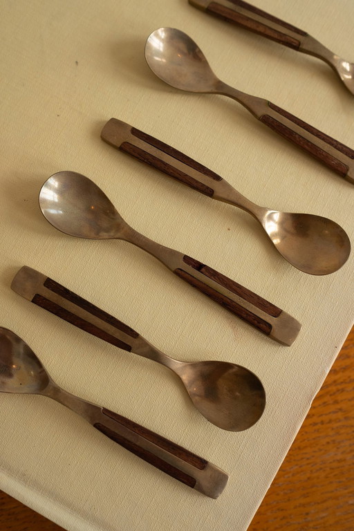 Bronze Coffee Or Dessert Spoons With Wooden Details