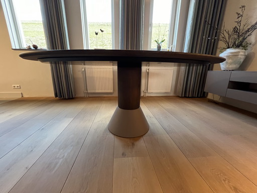 Arco Balance dining table elips