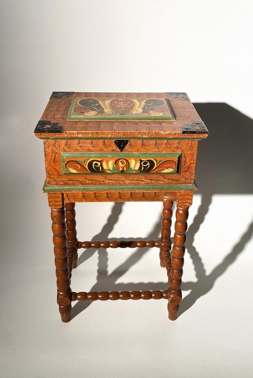 Dalarna Sewing Table, Swedish