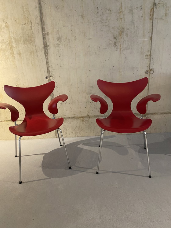 Image 1 of 2x Fritz Hansen 'Lily' chair