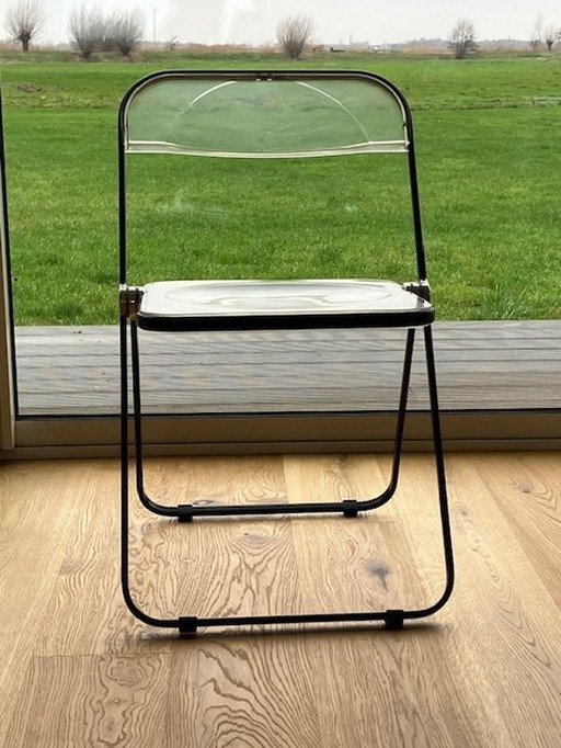 Plia Folding Chair By Giancarlo Piretti