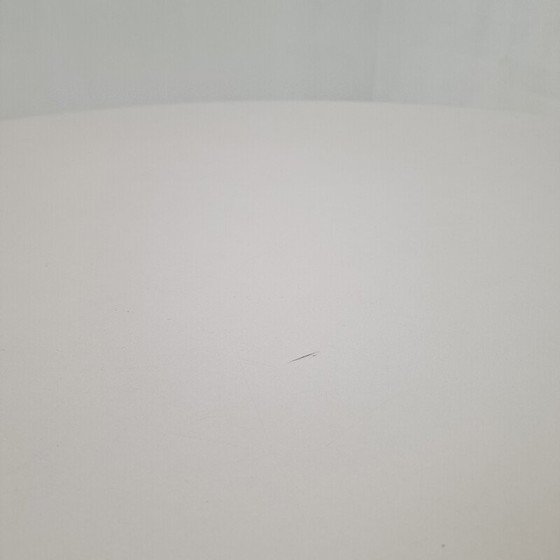 Image 1 of Vintage round dining table in white veneered wood by Pierre Paulin for Artifort, 1960