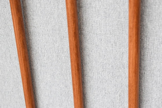 Image 1 of Divano scandinavo a due posti, teak e tessuto grigio chiaro