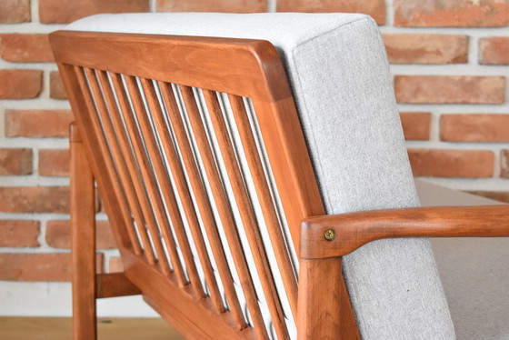 Image 1 of Divano scandinavo a due posti, teak e tessuto grigio chiaro