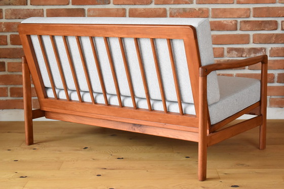 Image 1 of Divano scandinavo a due posti, teak e tessuto grigio chiaro