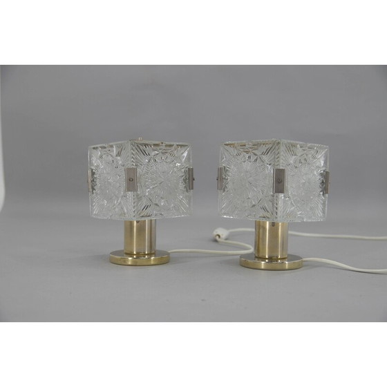 Image 1 of Coppia di lampade da tavolo vintage in ottone e vetro di Kamenicky Senov, 1970