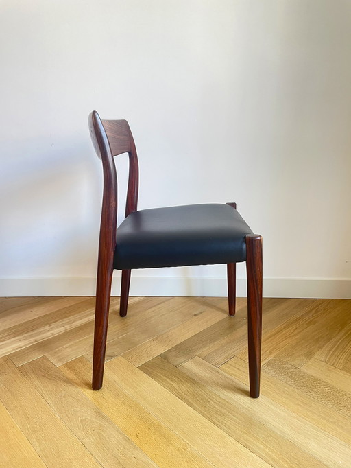 3x Chaises de salle à manger 'Model 77' de Niels Otto Møller