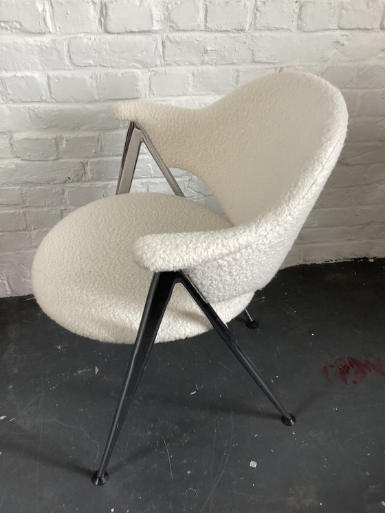 Image 1 of 2x fauteuils chrome et bouclettes 70s