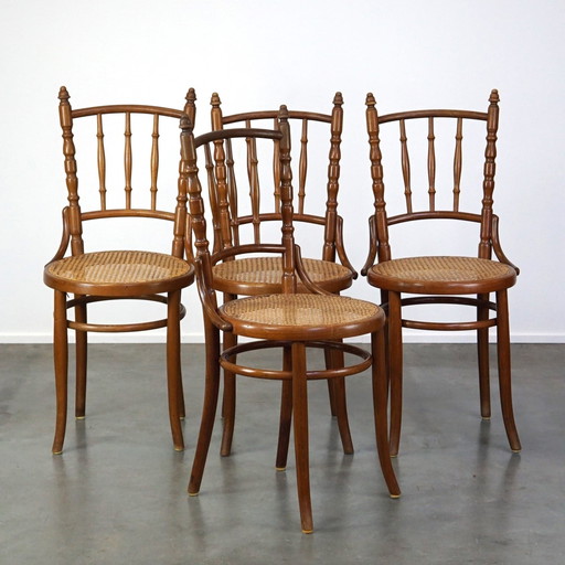 4 x Chaises de bistro vintage Thonet