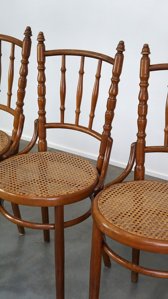 Image 1 of 4 x Chaises de bistro vintage Thonet