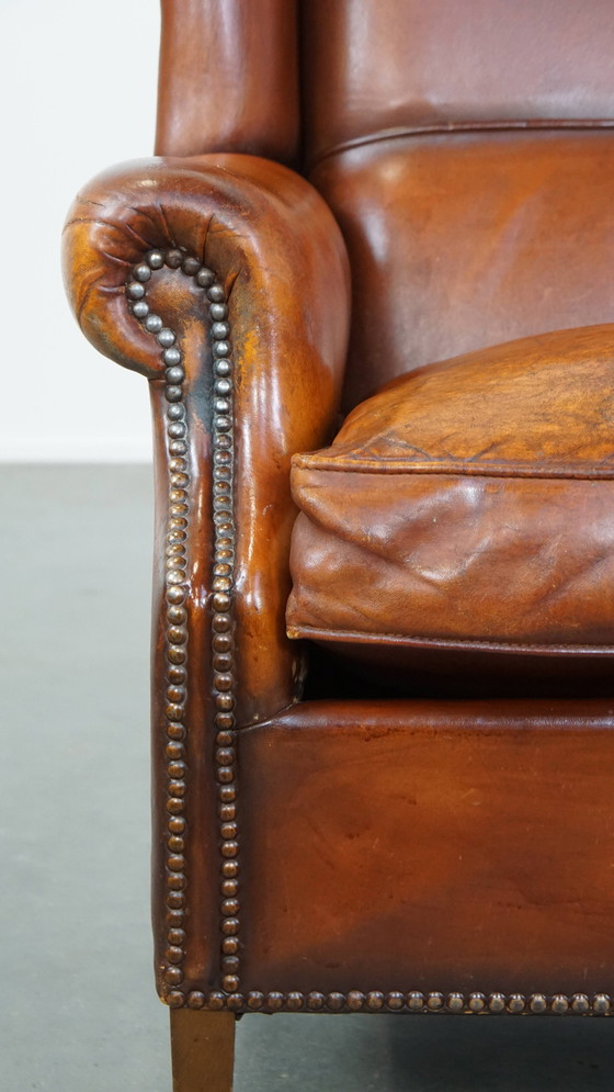 Image 1 of Sillón orejero de piel de oveja