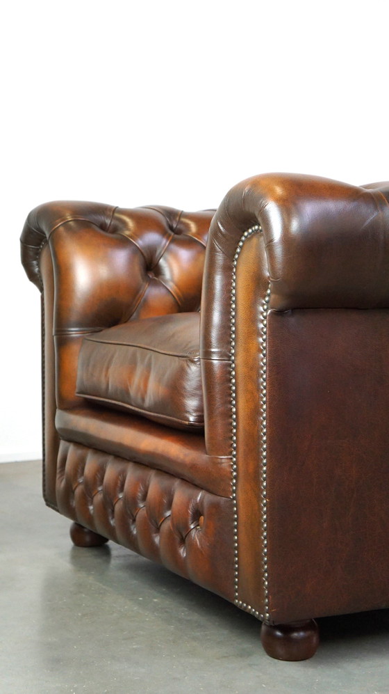 Image 1 of 2 x Fauteuil Chesterfield en cuir de vachette marron anglais