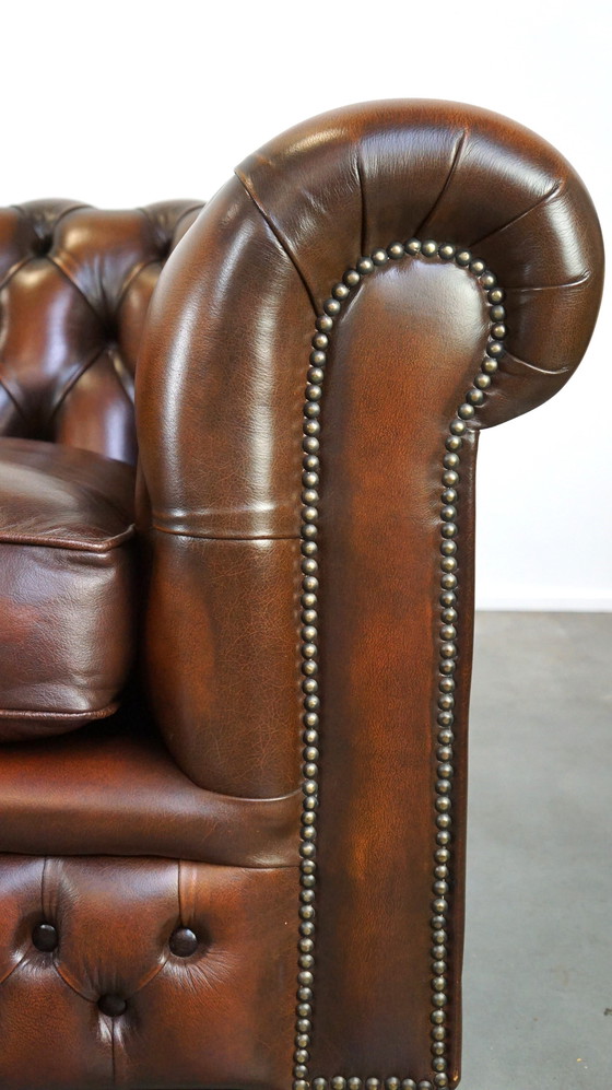 Image 1 of 2 x Fauteuil Chesterfield en cuir de vachette marron anglais