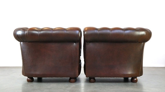 Image 1 of 2 x Fauteuil Chesterfield en cuir de vachette marron anglais