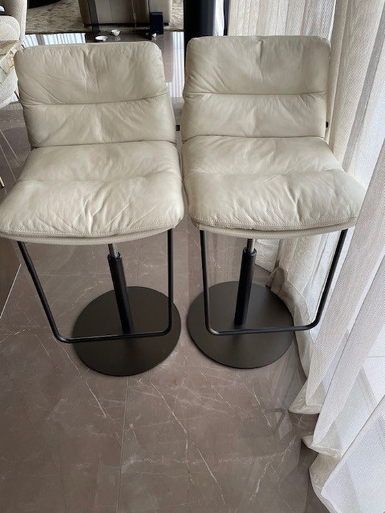 Image 1 of 2x FF bar chairs