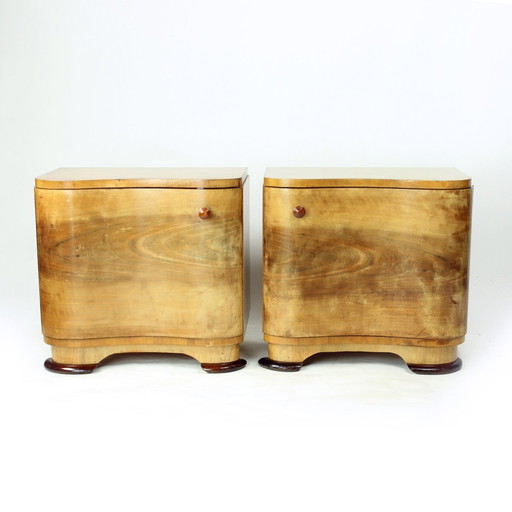 Set Of 2 Art Deco Bedside Tables In Walnut, Czechoslovakia 1940S