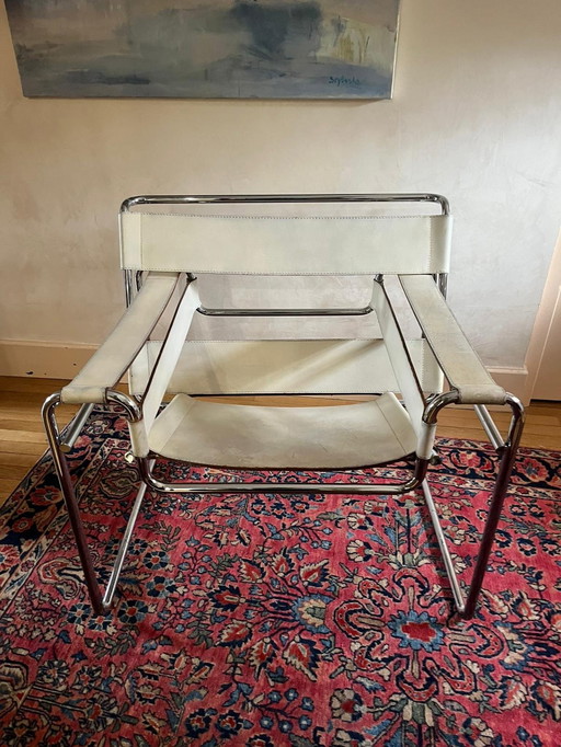 2X Marcel Breuer Wassily armchair