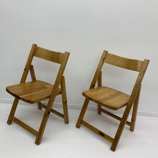 Set Of 2 Pine Wood Folding Chairs, 1970’S