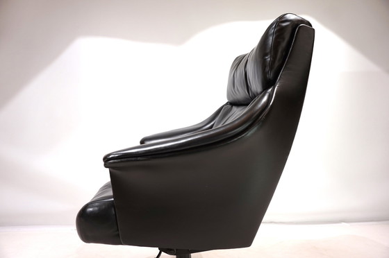 Image 1 of Giroflex 7051 Leather Office Chair By Martin Stoll, 1960