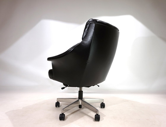 Image 1 of Giroflex 7051 Leather Office Chair By Martin Stoll, 1960
