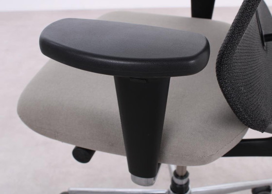 Image 1 of Vitra Meda Pro Office Chair Gray/Black