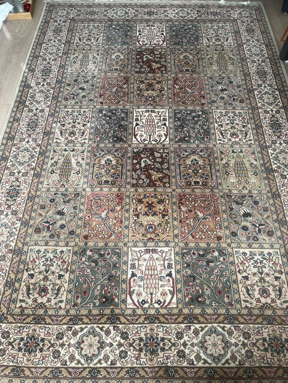 Image 1 of Persian Carpet Bachtiar