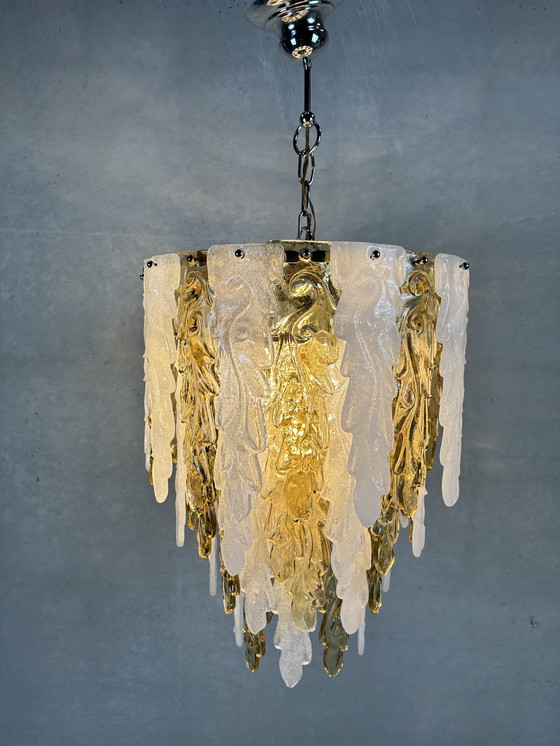 Image 1 of XL Murano chandelier gold/white leaves