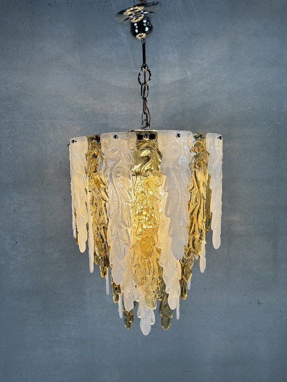 Image 1 of XL Murano chandelier gold/white leaves