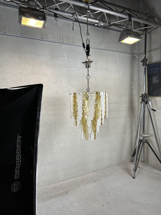 Image 1 of XL Murano chandelier gold/white leaves