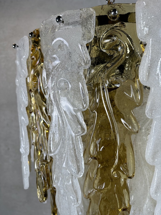 Image 1 of XL Murano chandelier gold/white leaves