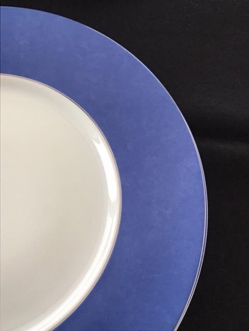 6 beautiful porcelain plates brand Christofle Pari