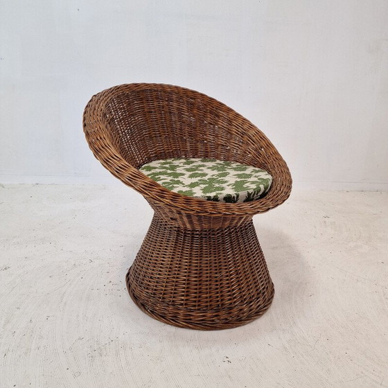Image 1 of Pair of vintage Italian wicker lounge chairs, 1960s
