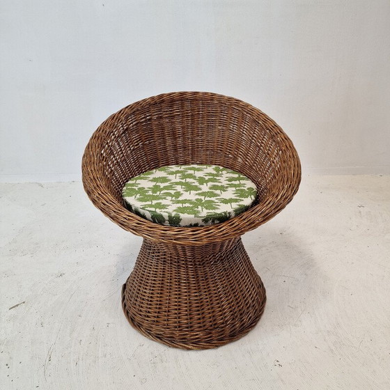 Image 1 of Pair of vintage Italian wicker lounge chairs, 1960s