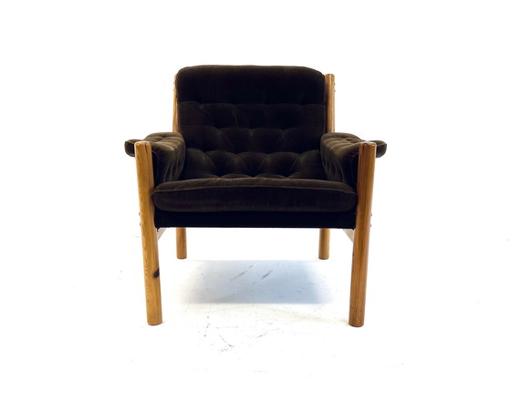 Image 1 of Homa Armchair