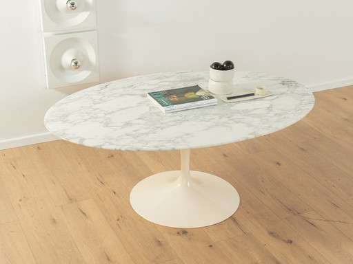 Oval tulip coffee table, Eero Saarinen