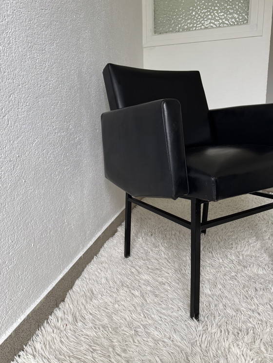 Image 1 of Poltrona nera di design anni '50 