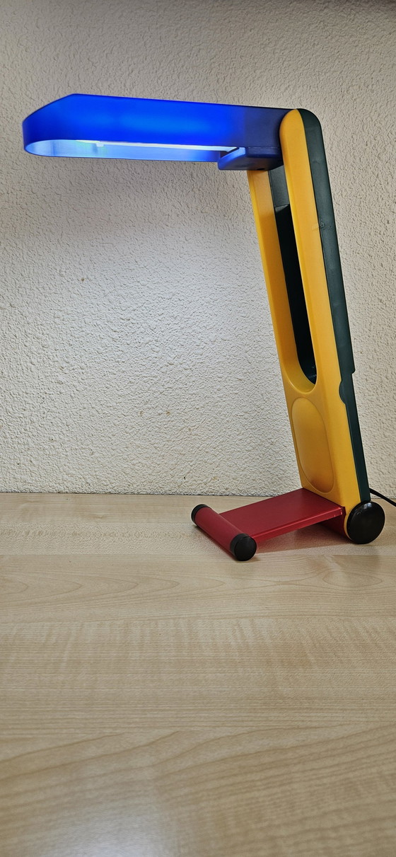 Image 1 of Benneton Memphis Style Table Lamp