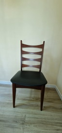 4x vintage chairs