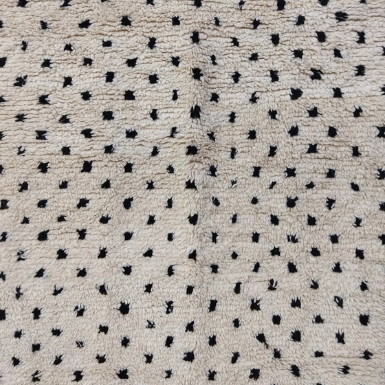 Image 1 of Berber carpet in white wool with black patterns