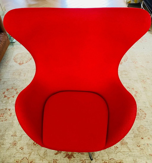 Arne Jacobsen Chaise à œuf